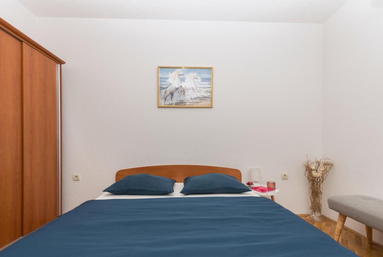 Skiljini Dvori - Studio-Apartman 1 มาคาร์สกา ภายนอก รูปภาพ